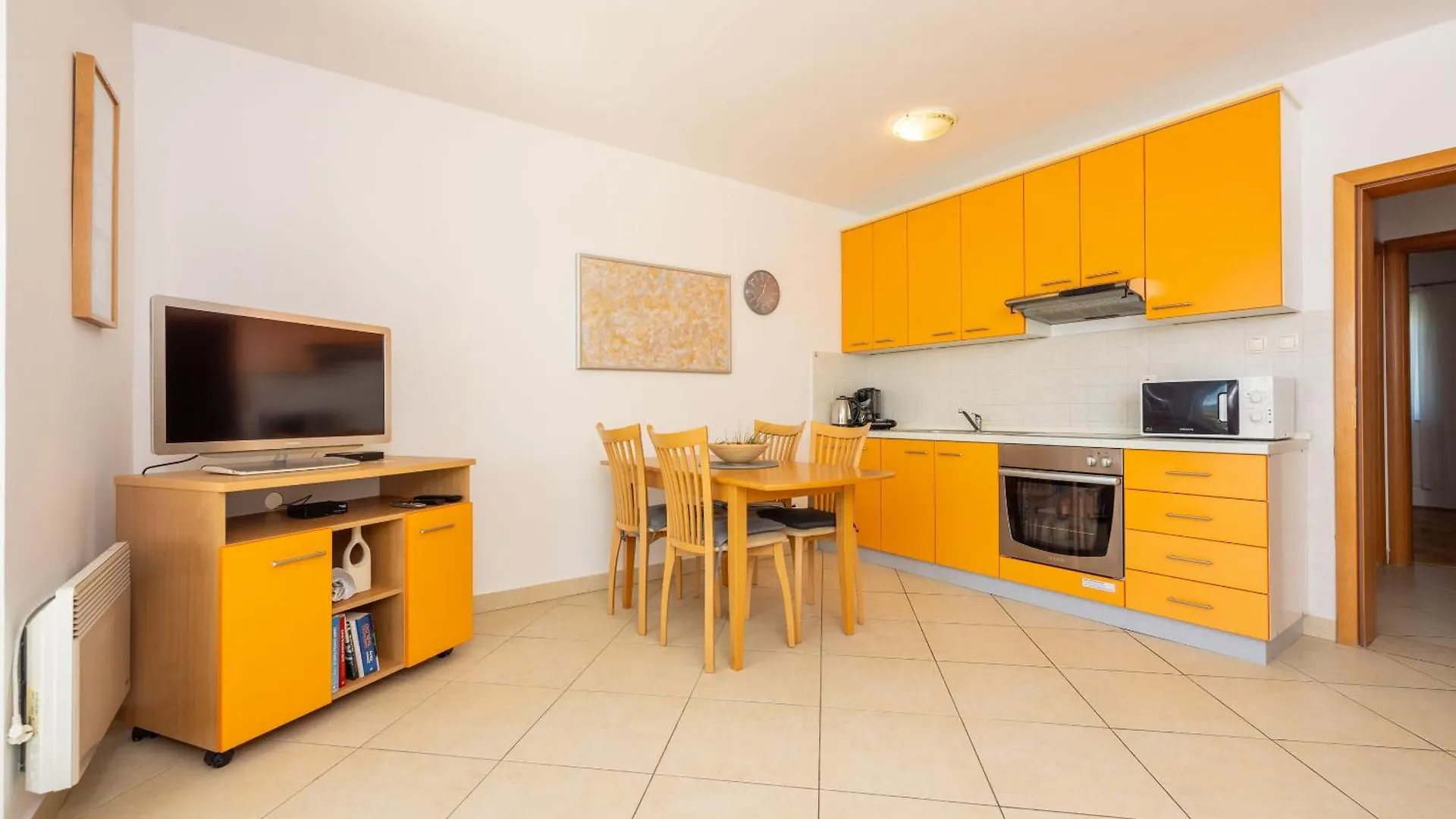 Apartments Petak Dramalj